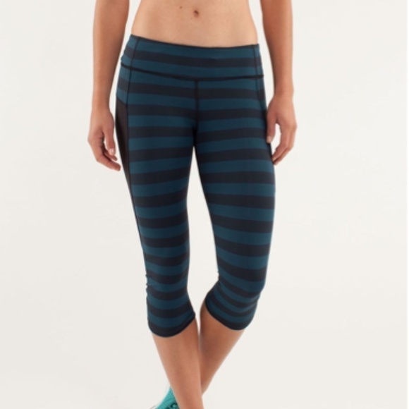 Lululemon Run: Top Speed Crop Micro Macro Alberta - Picture 9 of 9